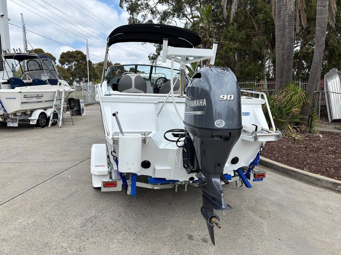 2026 QUINTREX 500 Fishabout Pro