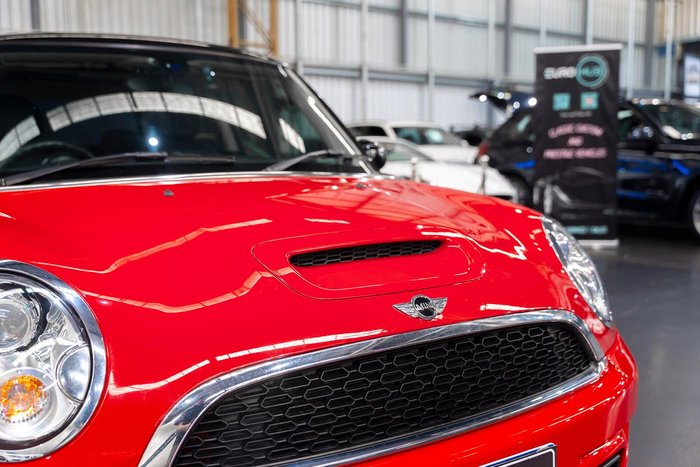 2012 MINI Hatch Cooper S R56 LCI Chilli Red