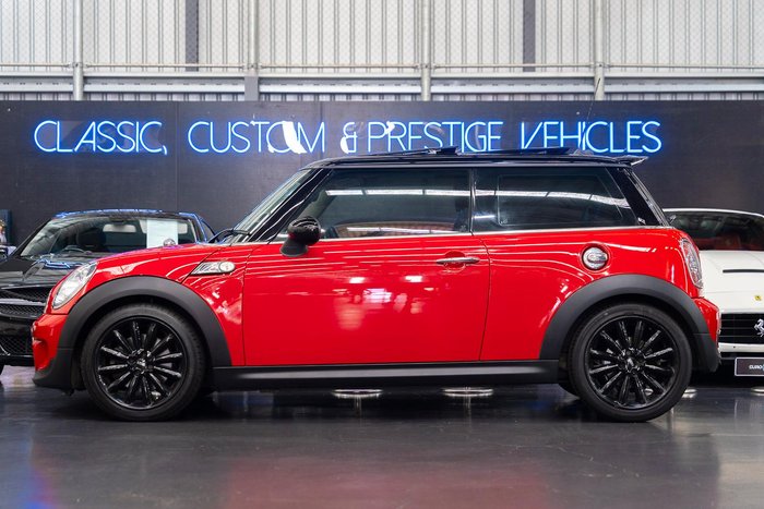 2012 MINI Hatch Cooper S R56 LCI Chilli Red