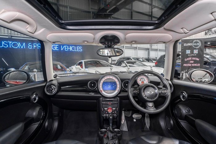 2012 MINI Hatch Cooper S R56 LCI Chilli Red