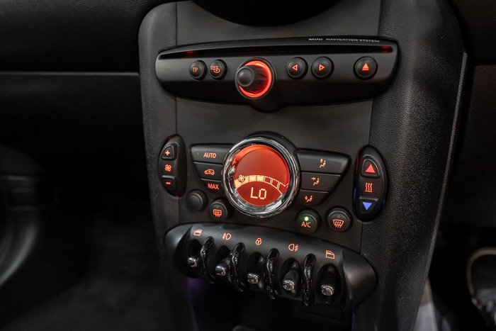 2012 MINI Hatch Cooper S R56 LCI Chilli Red