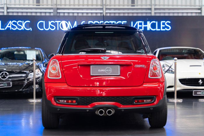 2012 MINI Hatch Cooper S R56 LCI Chilli Red