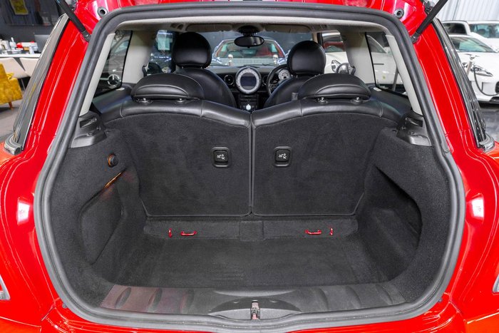 2012 MINI Hatch Cooper S R56 LCI Chilli Red