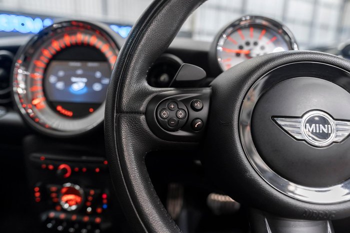 2012 MINI Hatch Cooper S R56 LCI Chilli Red