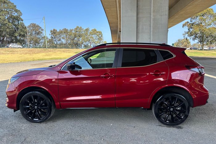 2021 Nissan QASHQAI Midnight Edition
