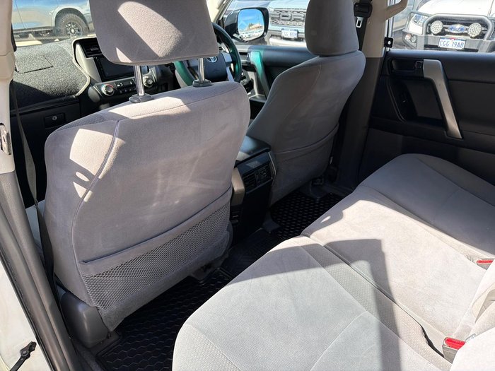 2013 Toyota Landcruiser Prado GX