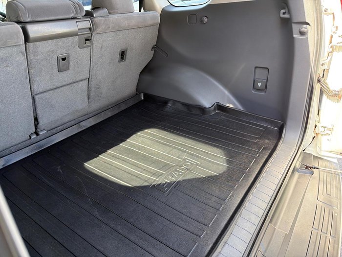 2013 Toyota Landcruiser Prado GX