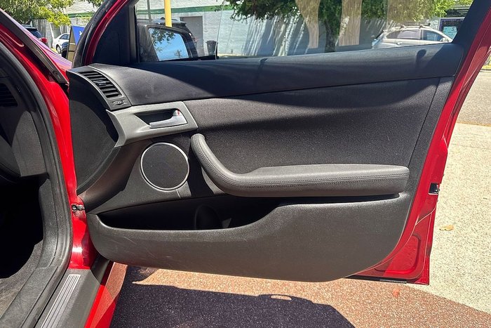 2011 Holden Commodore SV6