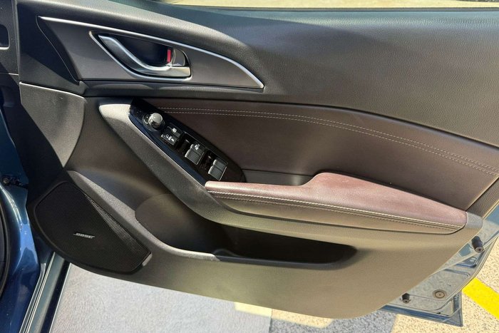 2018 Mazda 3 SP25 Astina