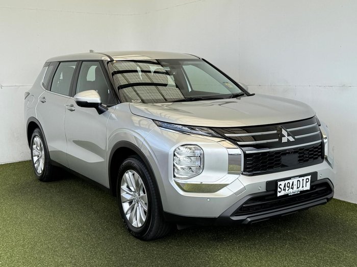 2025 Mitsubishi Outlander