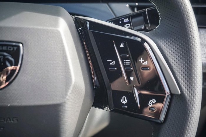 2025 Peugeot 3008 GT Premium Hybrid