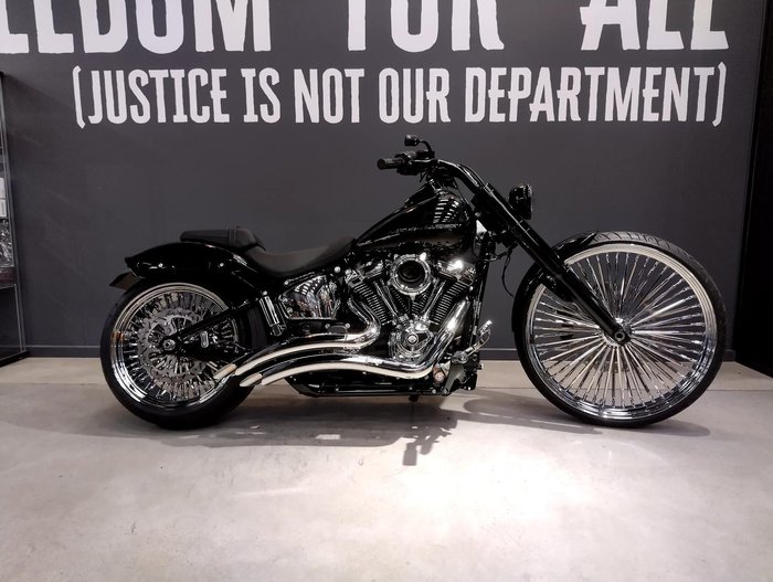2025 Harley-Davidson Breakout 117 (FXBR) Softail Black