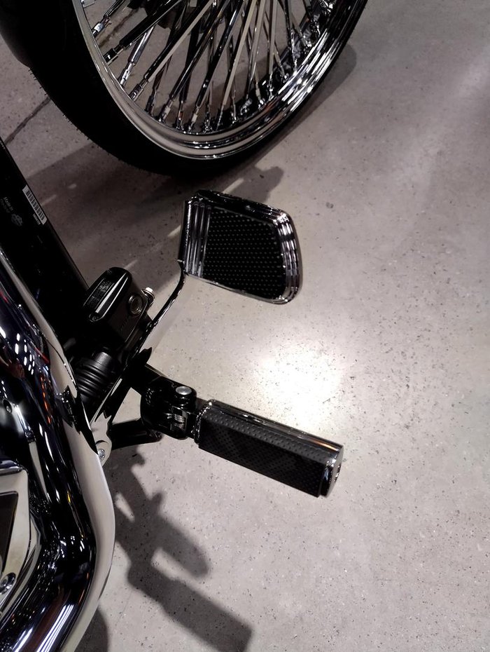 2025 Harley-Davidson Breakout 117 (FXBR) Softail Black