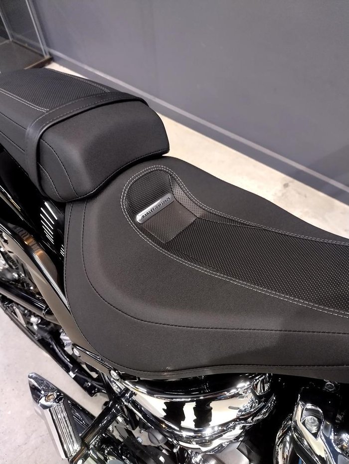 2025 Harley-Davidson Breakout 117 (FXBR) Softail Black