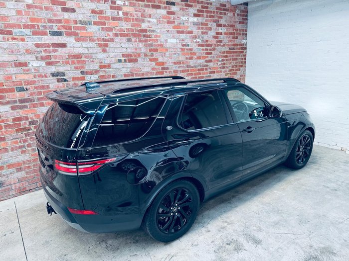 2019 Land Rover Discovery SD6 SE Series 5 MY20 4X4 Dual Range Black