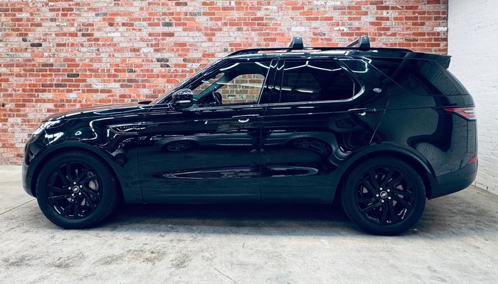 2019 Land Rover Discovery SD6 SE Series 5 MY20 4X4 Dual Range Black