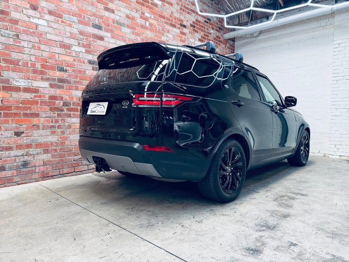 2019 Land Rover Discovery SD6 SE Series 5 MY20 4X4 Dual Range Black