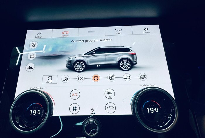 2019 Land Rover Range Rover Evoque P300 R-Dynamic HSE