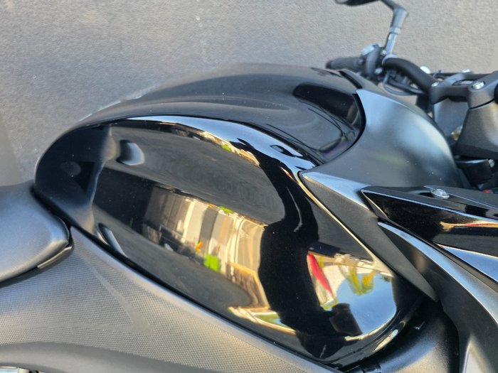 2020 Suzuki GSX-S1000F BLACK