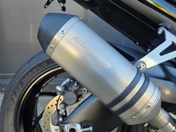 2020 Suzuki GSX-S1000F BLACK