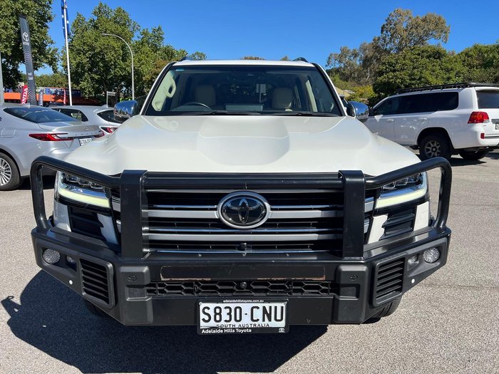 2022 Toyota Landcruiser Sahara ZX