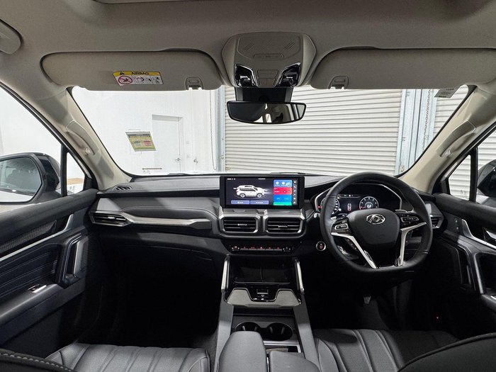 2025 LDV D90 Executive