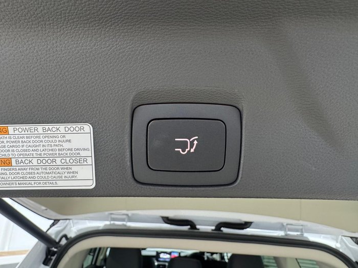 2025 LDV D90 Executive