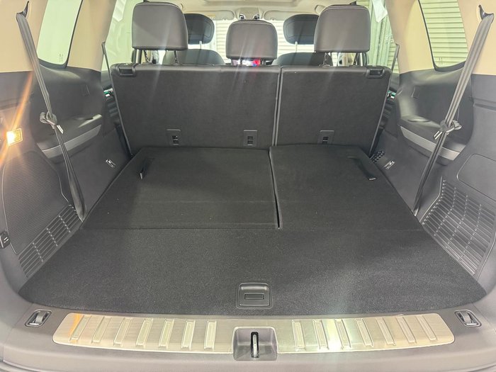 2025 LDV D90 Executive