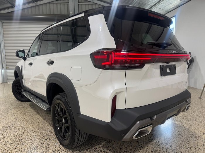 2025 LDV D90 Executive