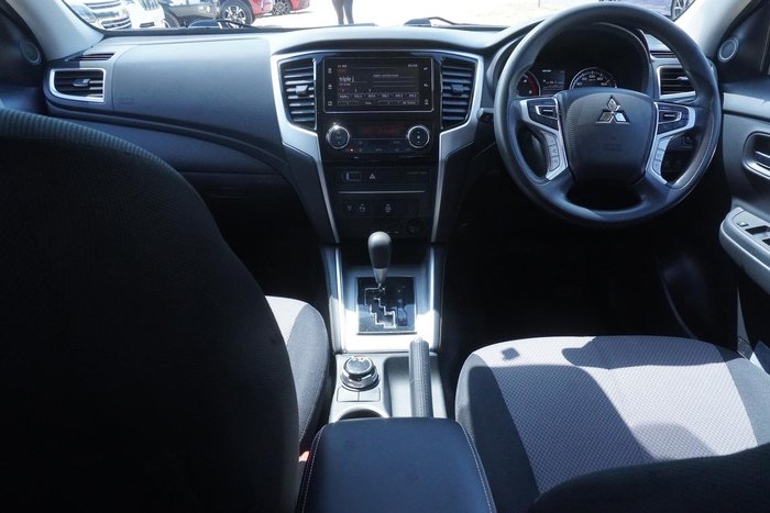 2019 Mitsubishi Triton GLX+