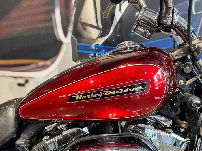 2008 Harley-Davidson Sportster 883 Custom (XL883C) Sportster Red