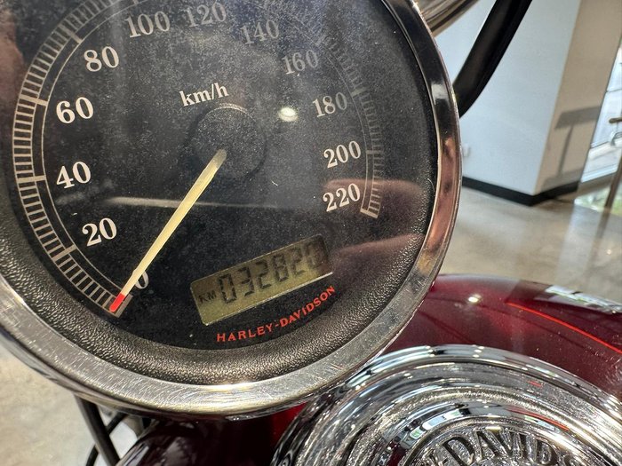 2008 Harley-Davidson Sportster 883 Custom (XL883C) Sportster Red