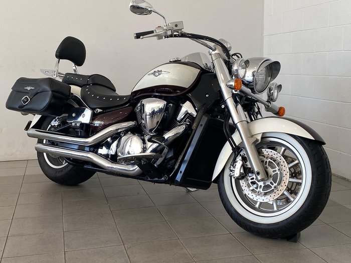 2011 Suzuki Boulevard C109RT (VLR1800T) Boulevard Red