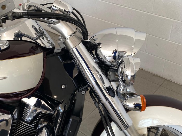 2011 Suzuki Boulevard C109RT (VLR1800T) Boulevard Red