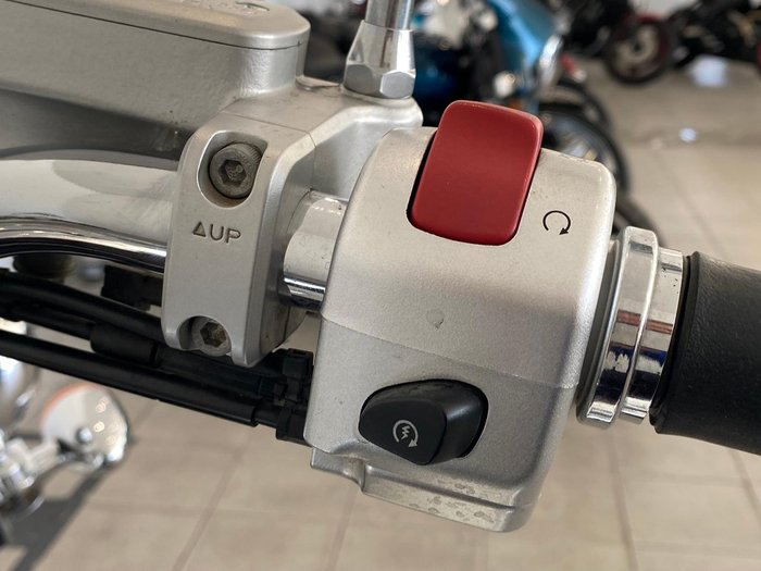 2011 Suzuki Boulevard C109RT (VLR1800T) Boulevard Red