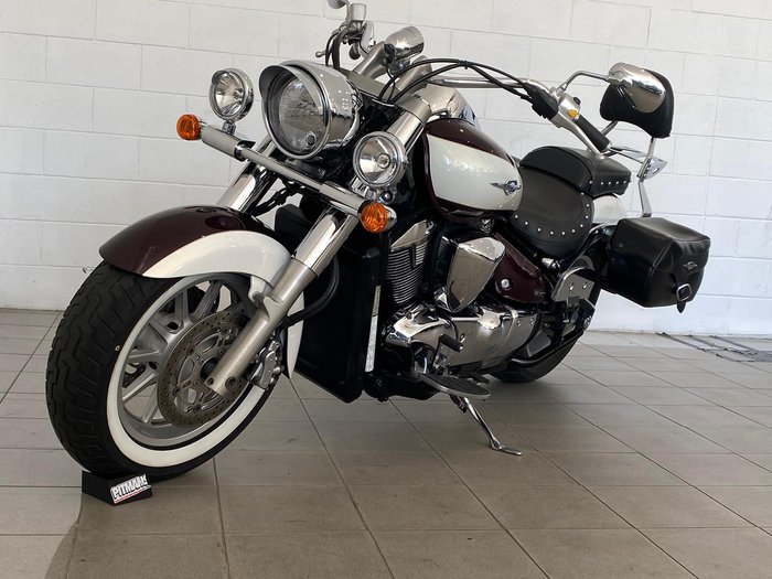 2011 Suzuki Boulevard C109RT (VLR1800T) Boulevard Red