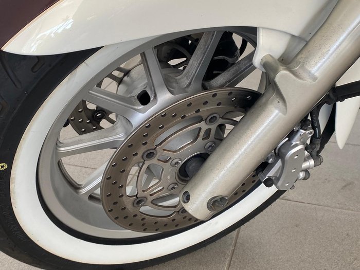 2011 Suzuki Boulevard C109RT (VLR1800T) Boulevard Red