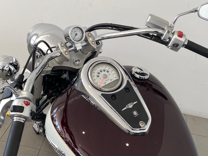 2011 Suzuki Boulevard C109RT (VLR1800T) Boulevard Red