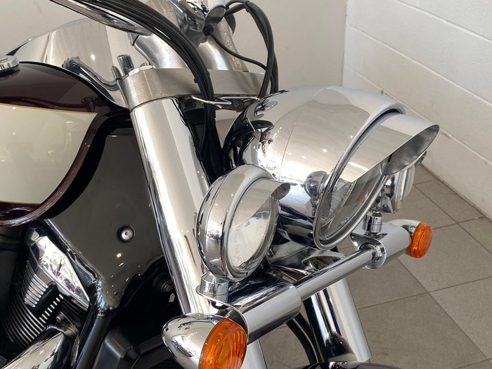 2011 Suzuki Boulevard C109RT (VLR1800T) Boulevard Red