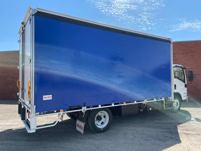 2025 Isuzu Nqr 88-190 FRIEGHTPACK