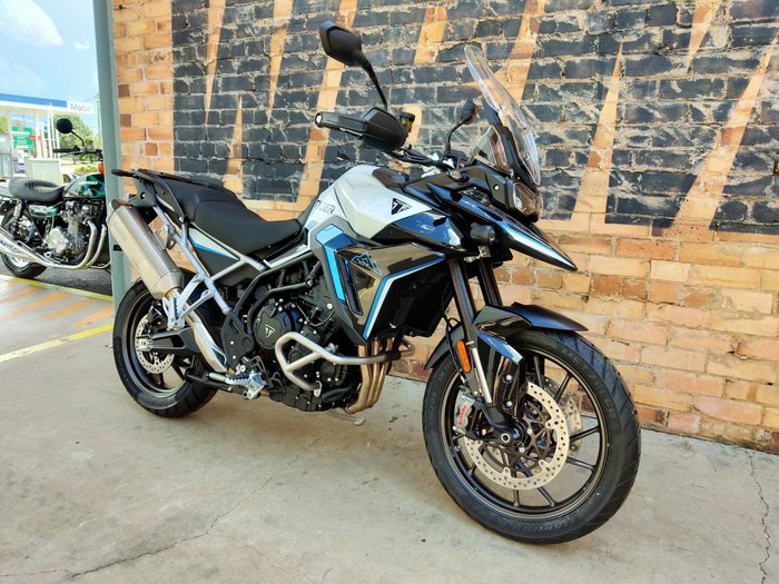 2026 TRIUMPH TIGER 900 GT ALPINE ROAD SNOWDONIA