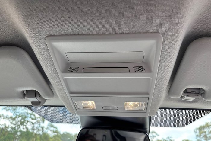 2025 Volkswagen Transporter TDI 125kW