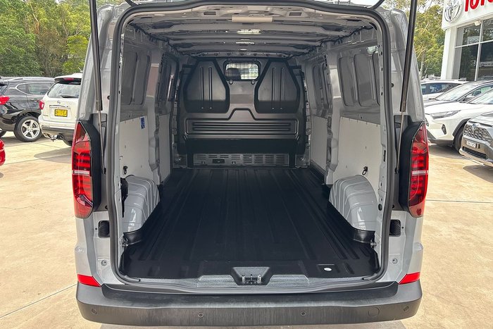 2025 Volkswagen Transporter TDI 125kW