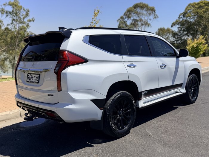 2023 Mitsubishi Pajero Sport GSR