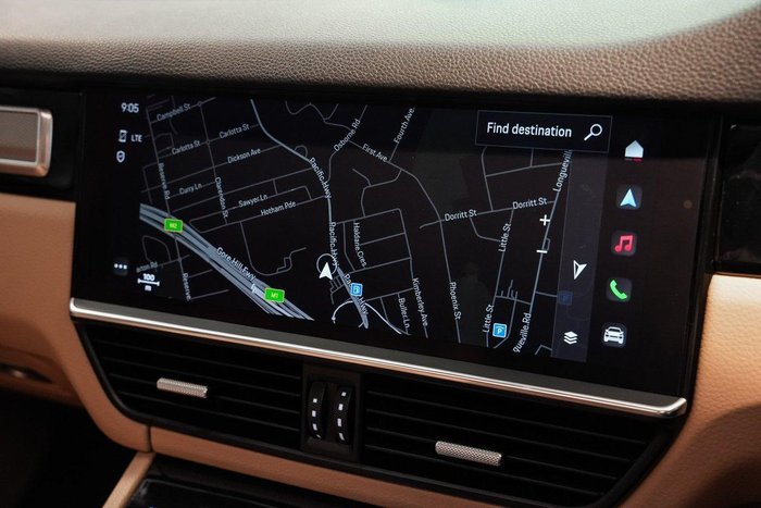 2022 Porsche Cayenne Platinum Edition