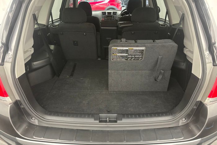 2013 Toyota Kluger KX-R