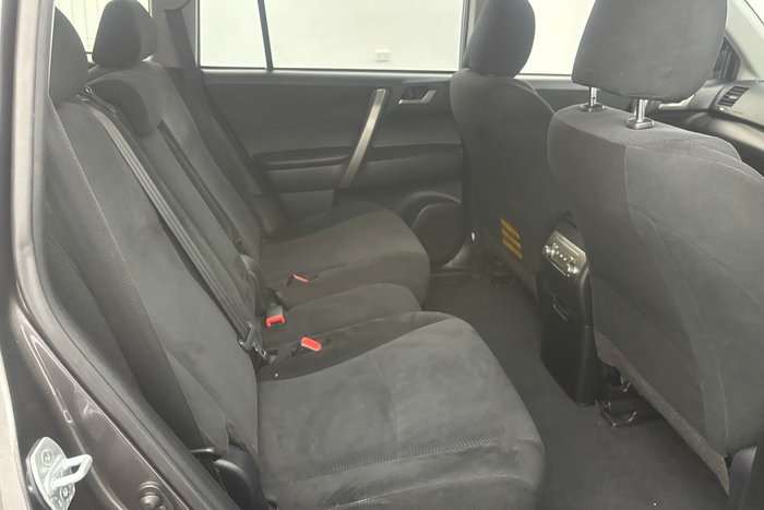 2013 Toyota Kluger KX-R