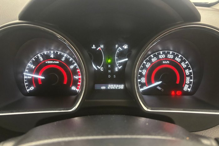 2013 Toyota Kluger KX-R