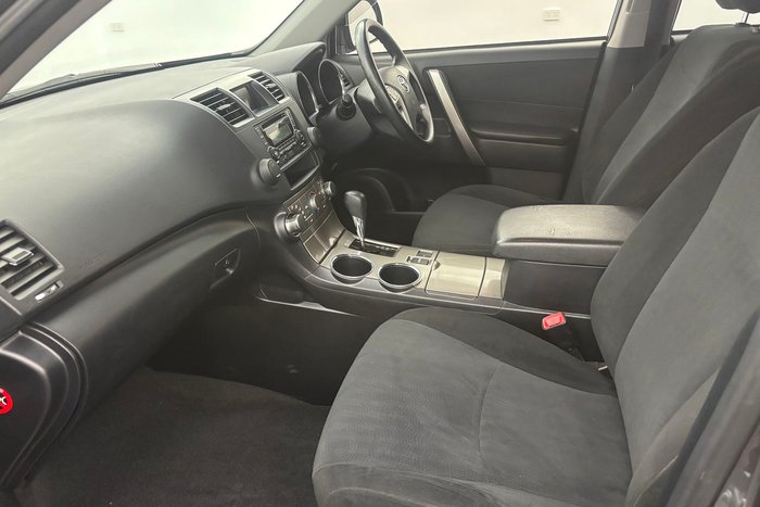 2013 Toyota Kluger KX-R