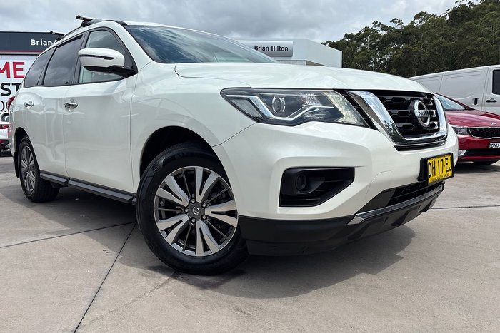 2018 Nissan Pathfinder ST